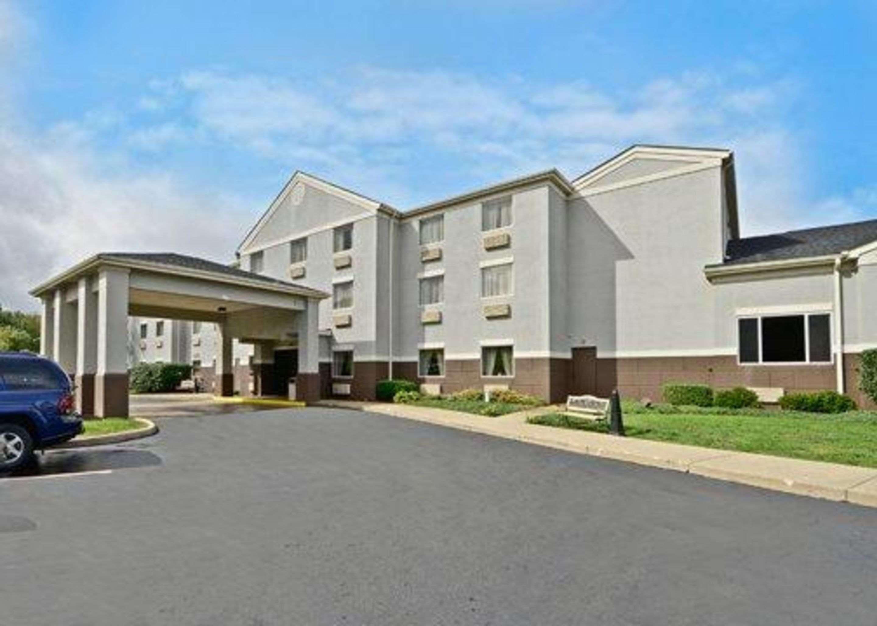 Comfort Inn & Suites Butler Dış mekan fotoğraf