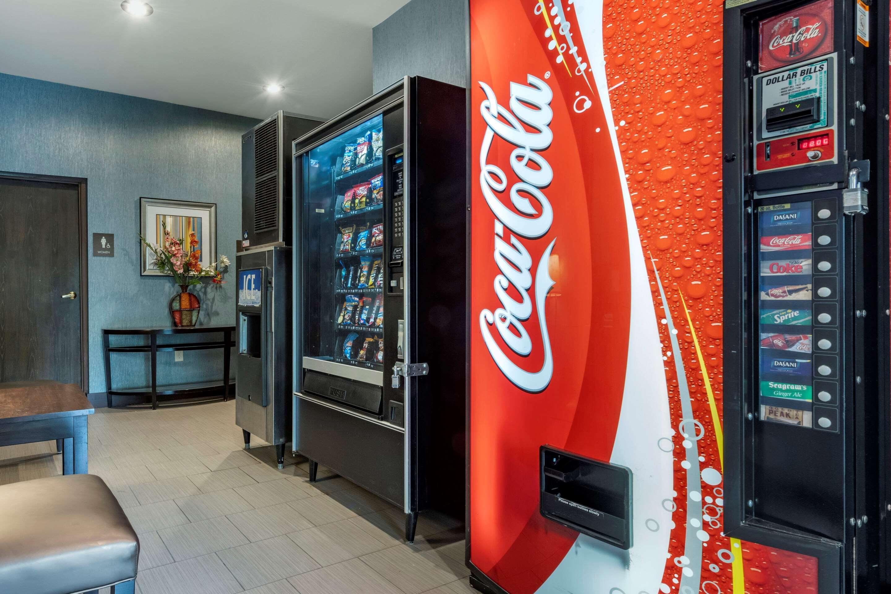 Comfort Inn & Suites Butler Dış mekan fotoğraf