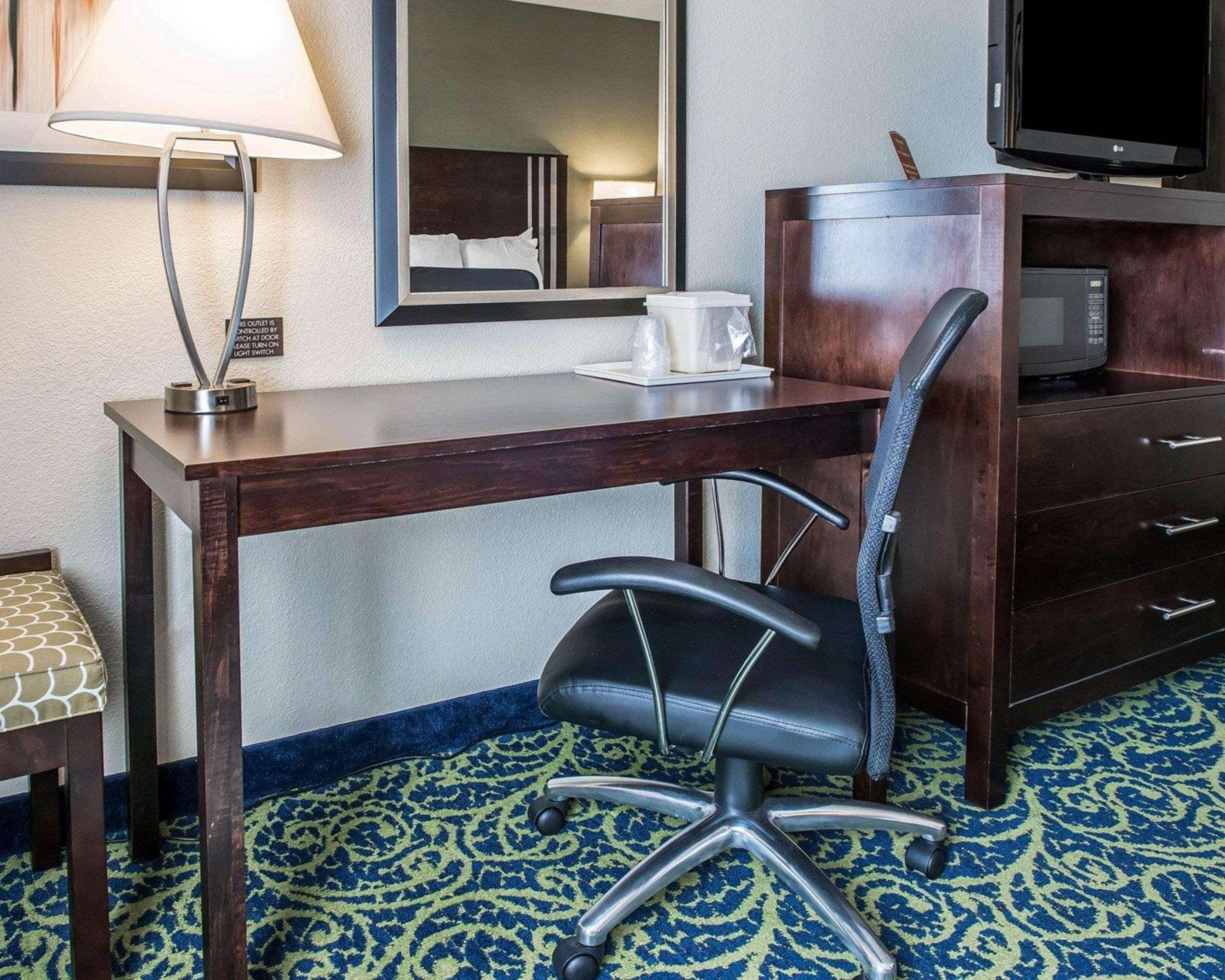 Comfort Inn & Suites Butler Dış mekan fotoğraf