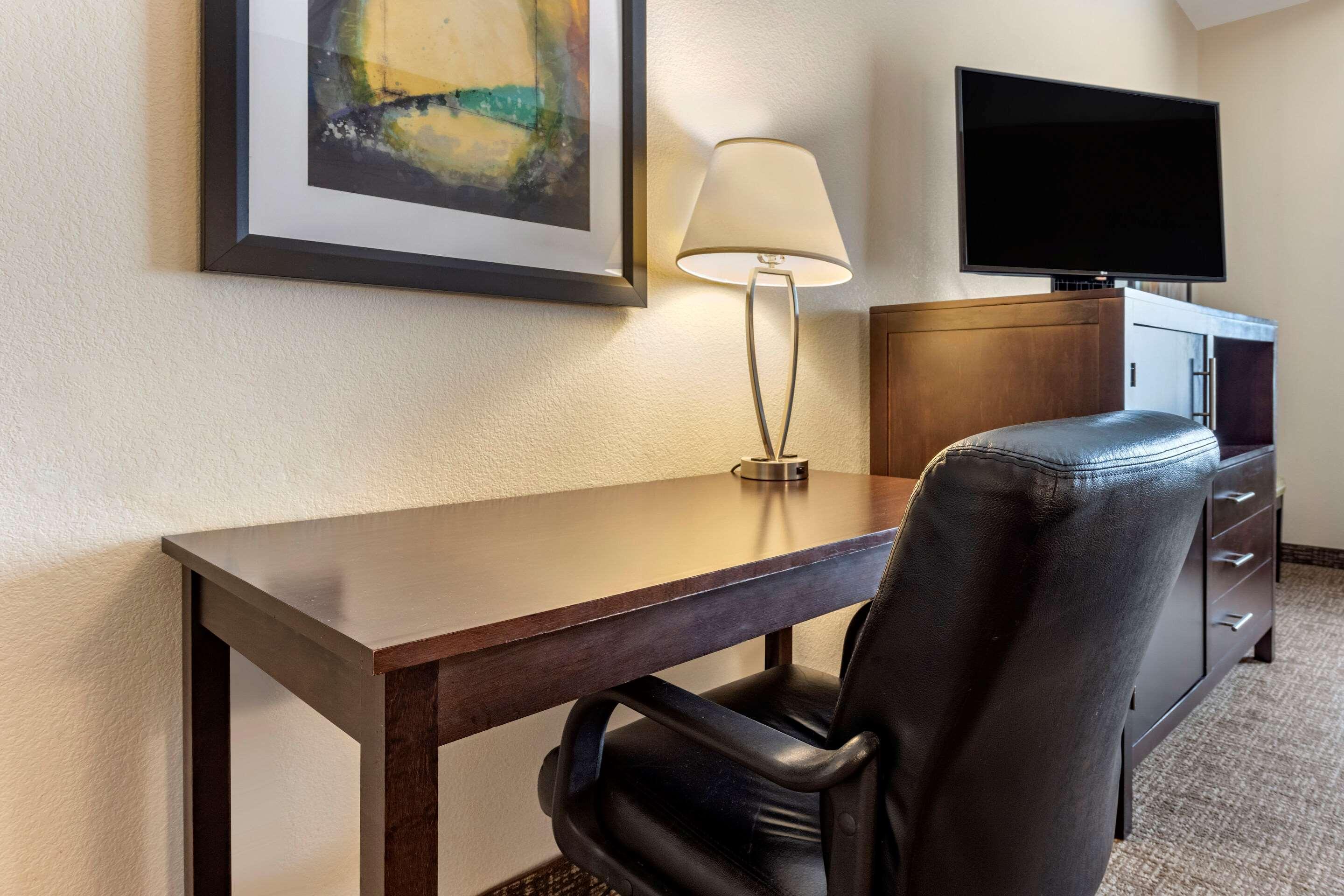 Comfort Inn & Suites Butler Dış mekan fotoğraf