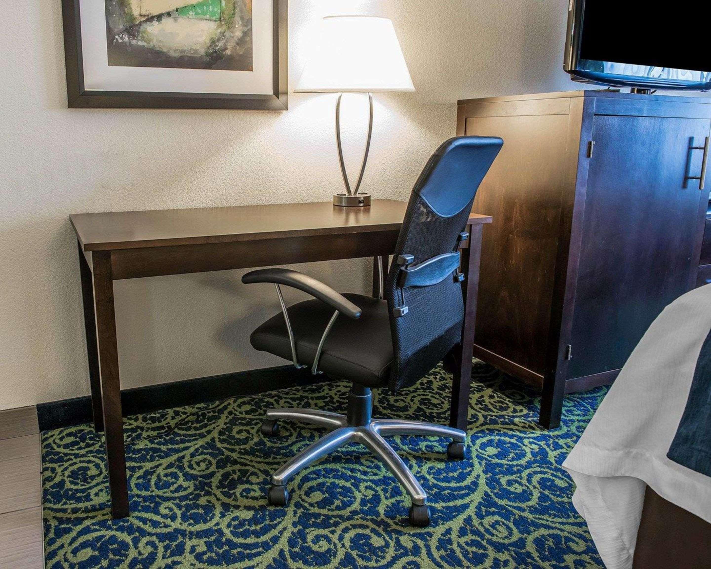 Comfort Inn & Suites Butler Dış mekan fotoğraf