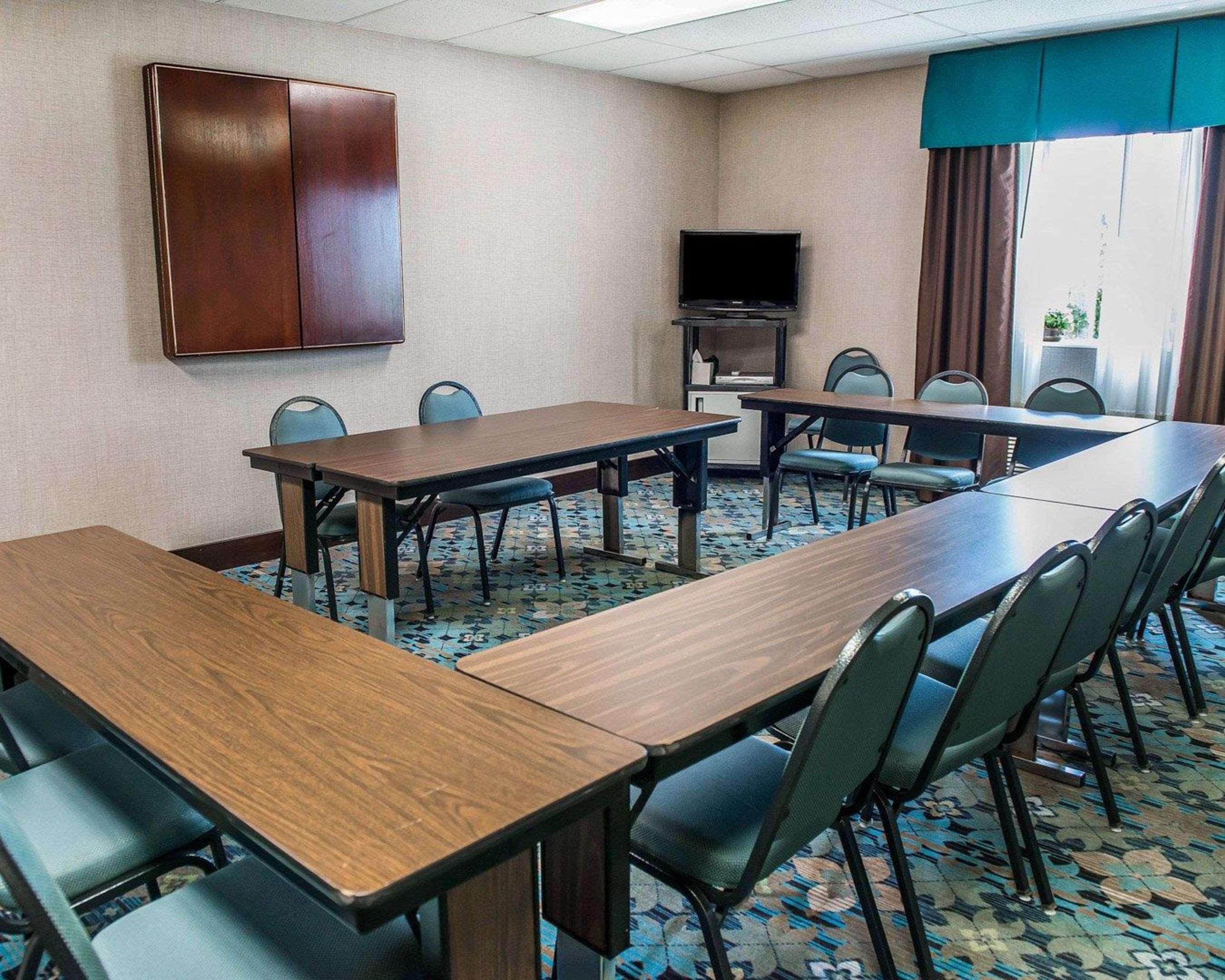 Comfort Inn & Suites Butler Dış mekan fotoğraf