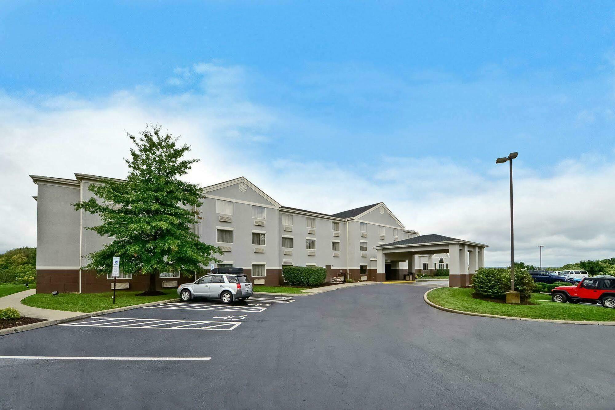 Comfort Inn & Suites Butler Dış mekan fotoğraf