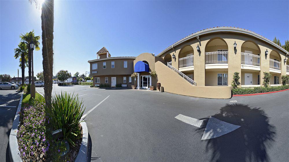 Comfort Inn & Suites Butler Dış mekan fotoğraf