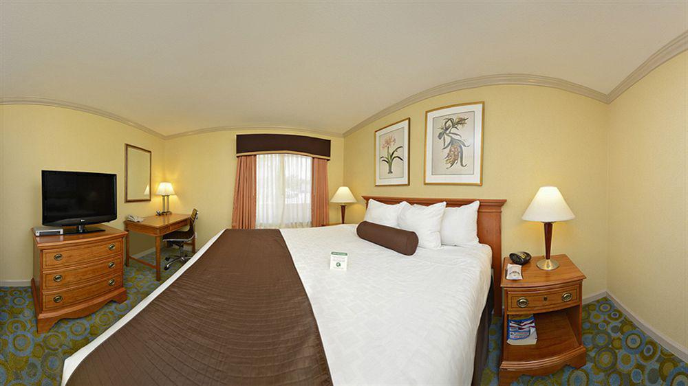 Comfort Inn & Suites Butler Dış mekan fotoğraf
